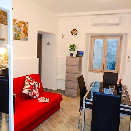 'Al Vico Dante' Apartment Loceri Ngoại thất bức ảnh